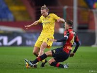 包含萨索洛主场苦战逼平维罗纳，保持不败的词条