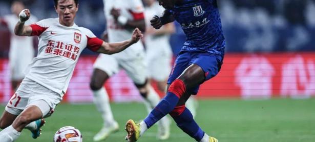 1xBit体育课程-西班牙队长示弱天才前锋表现不佳成球迷焦点