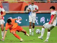 1xBit体育在线登录-金球奖得主亚冠表现抢眼，两场比赛狂轰九球的简单介绍