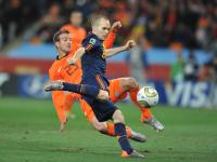 1xBit体育官网-高水平足球赛事震撼人心，球场上的烽火战斗