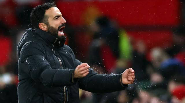 曼联遭遇连败，主帅面临巨大挑战的简单介绍