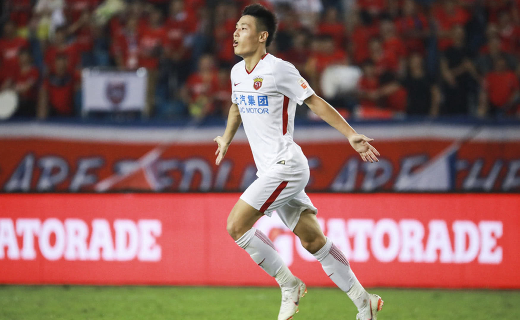 包含上港主场力克建业,积分榜稳步攀升的词条 包含上港主场力克建业,积分榜稳步攀升的词条