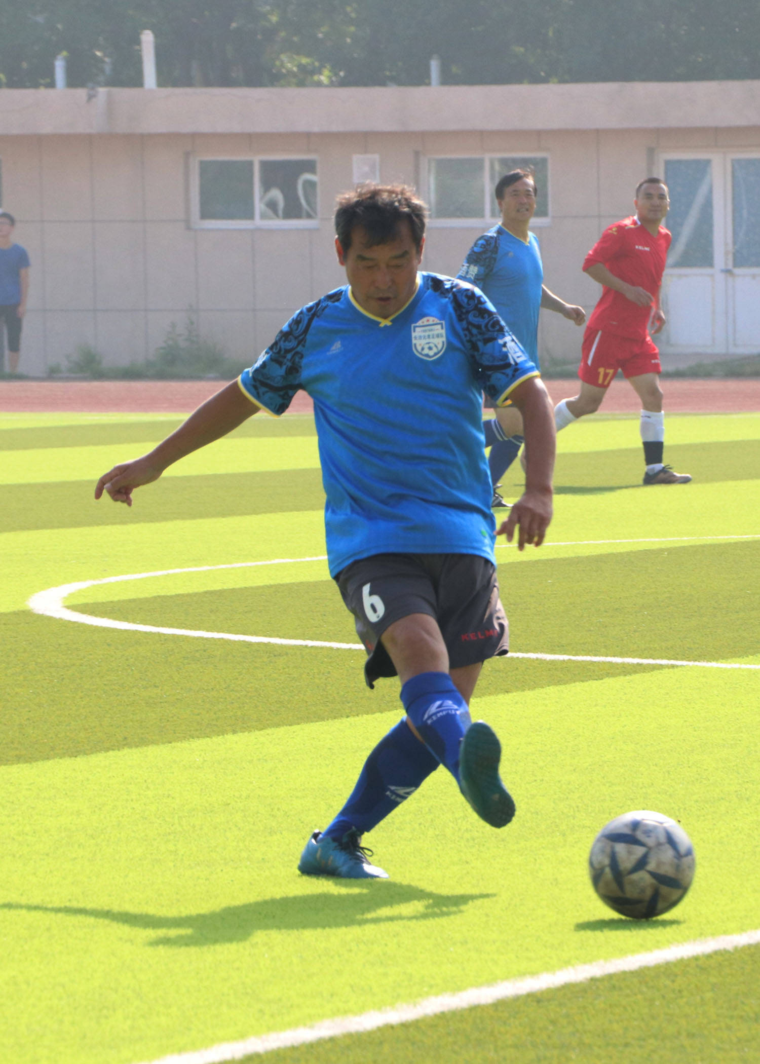 水晶宫队员集体训练,勇往直前迎接未来比赛挑战的简单介绍 水晶宫队员集体训练,勇往直前迎接未来比赛挑战的简单介绍