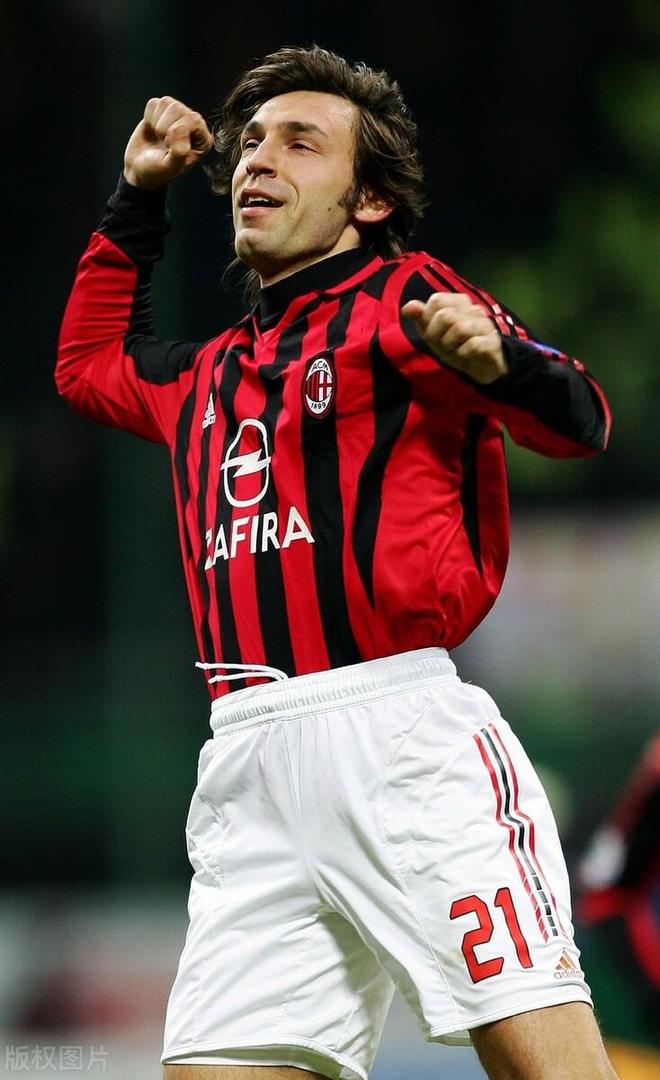 关于AC米兰历史上的5位传奇后卫,他们的故事让人感动不已的信息 关于AC米兰历史上的5位传奇后卫,他们的故事让人感动不已的信息