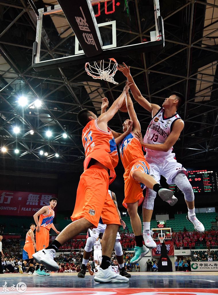 公牛负于快船，弗雷戴特全场砍下25分的简单介绍