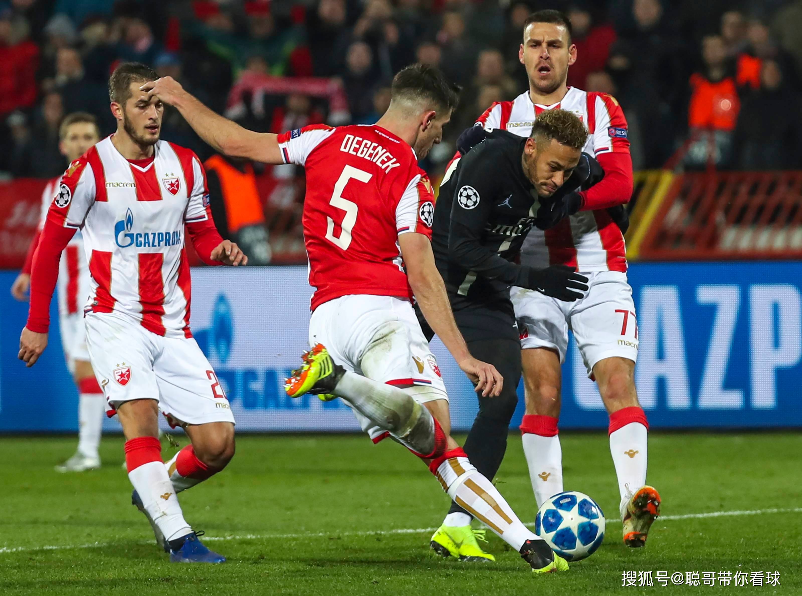 曼联逆转切尔西，积分榜上占据领先位置的简单介绍