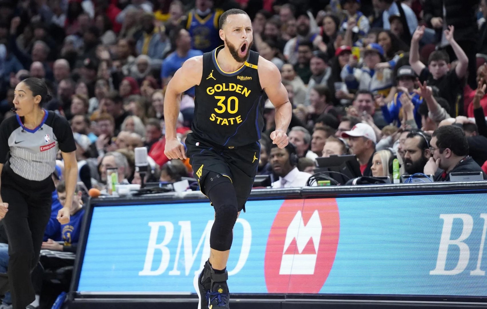 关于爵士逆转尼克斯,西部成绩继续领先的信息 关于爵士逆转尼克斯,西部成绩继续领先的信息